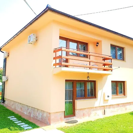 Ilidza Casa de Férias *